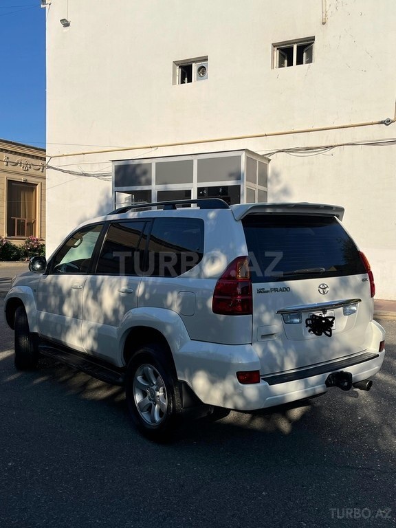 Toyota Land Cruiser Prado