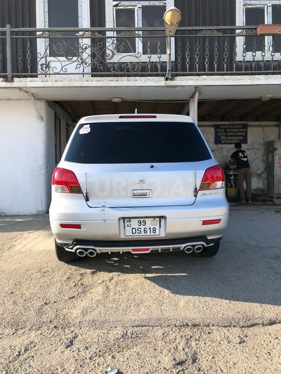 Mitsubishi Airtrek