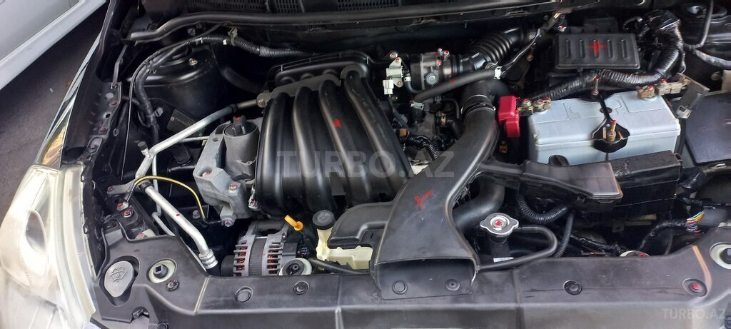 Nissan Tiida