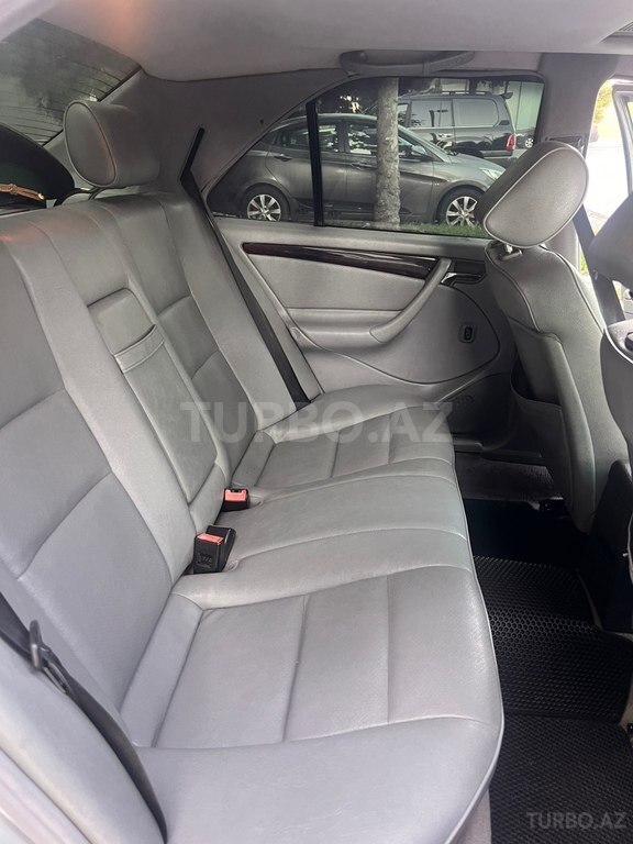 Mercedes C 230