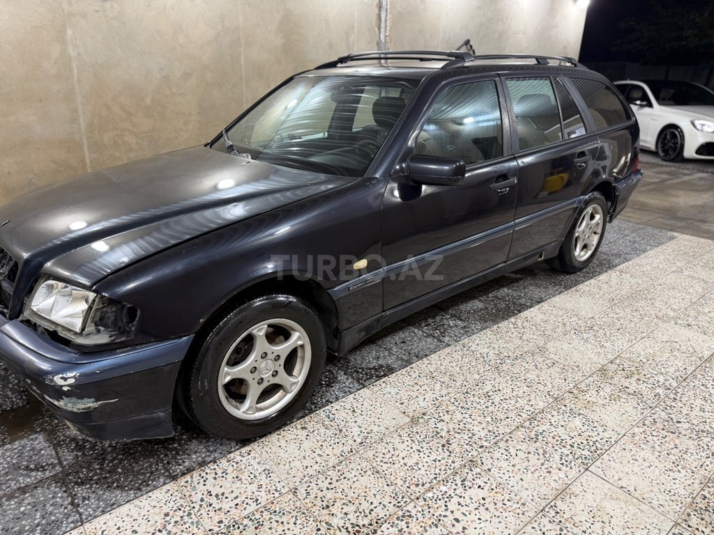 Mercedes C 180