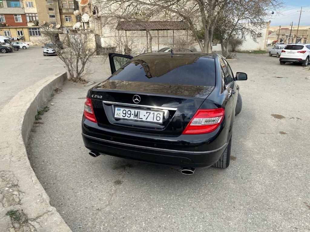 Mercedes C 230