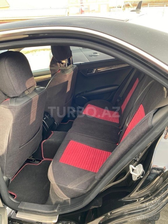 Mercedes C 230