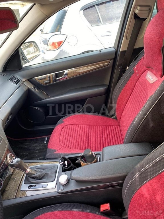 Mercedes C 230