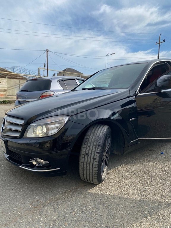 Mercedes C 230