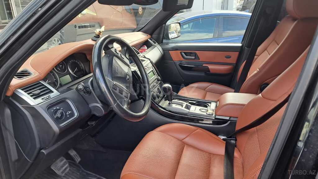 Land Rover RR Sport