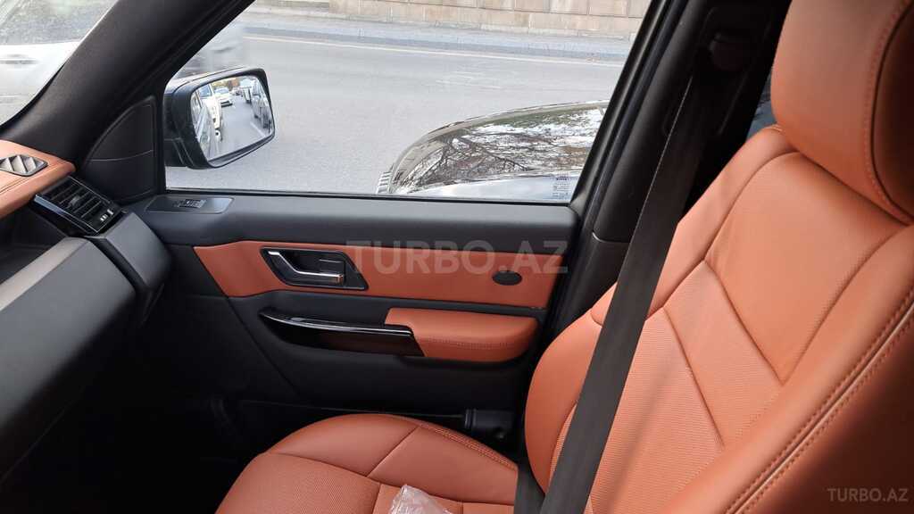 Land Rover RR Sport
