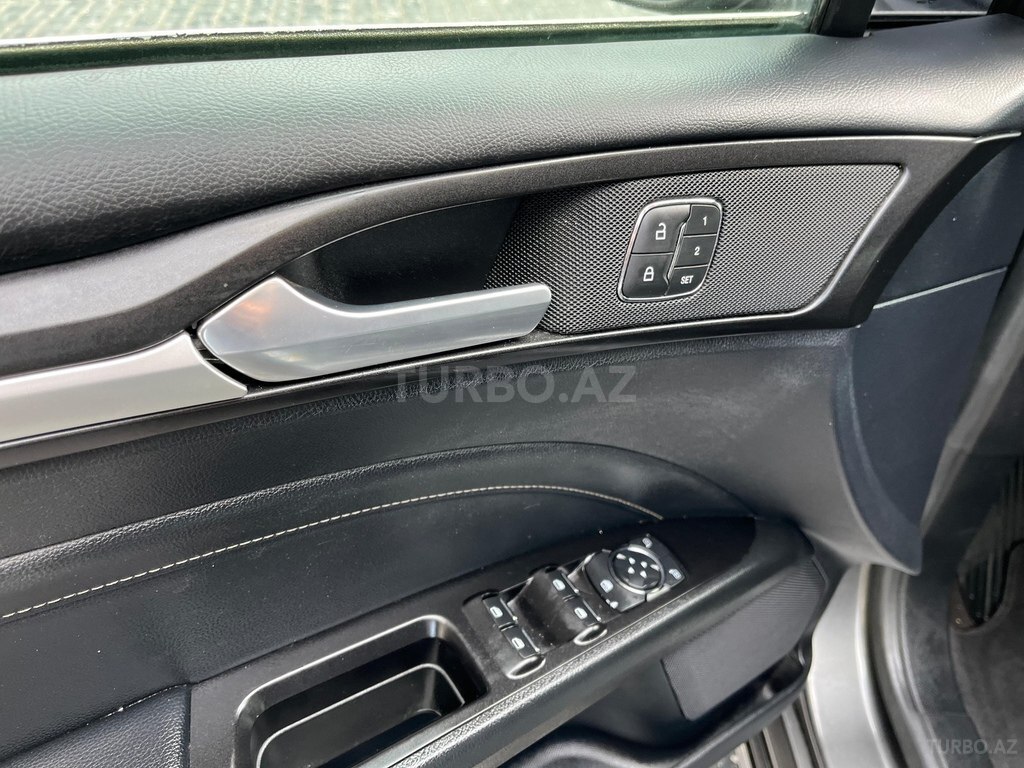 Ford Fusion (North America)