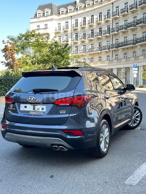 Hyundai Santa Fe