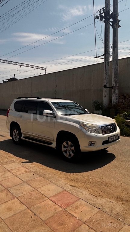 Toyota Land Cruiser Prado
