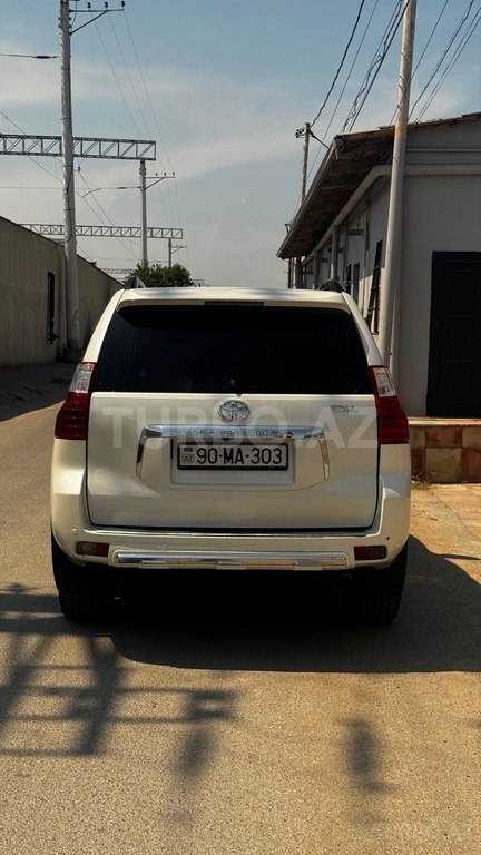 Toyota Land Cruiser Prado