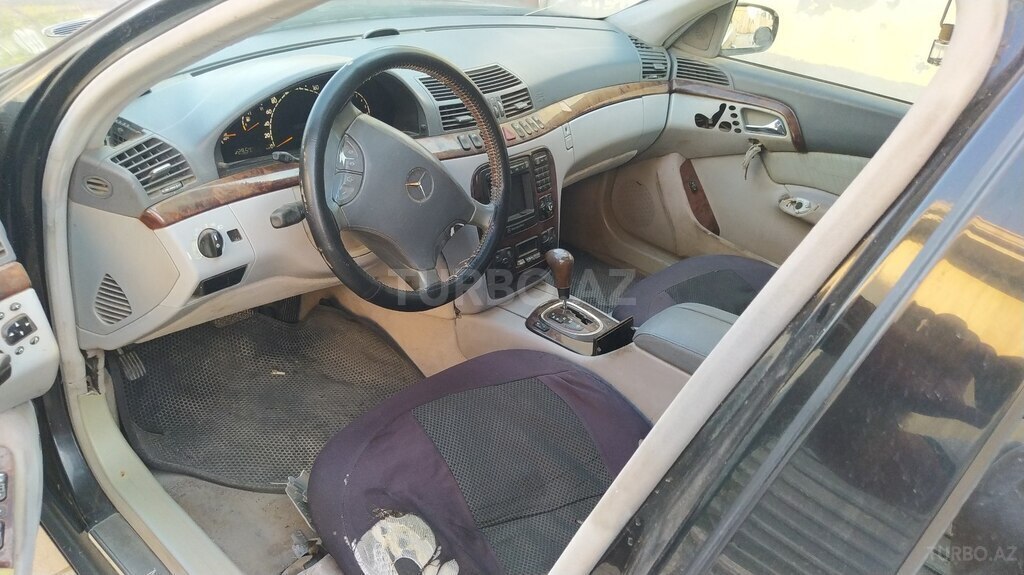 Mercedes S 320