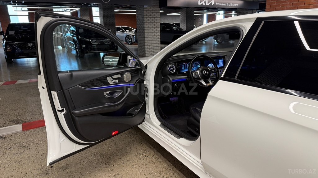 Mercedes E 200 4MATIC