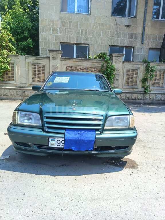 Mercedes C 180
