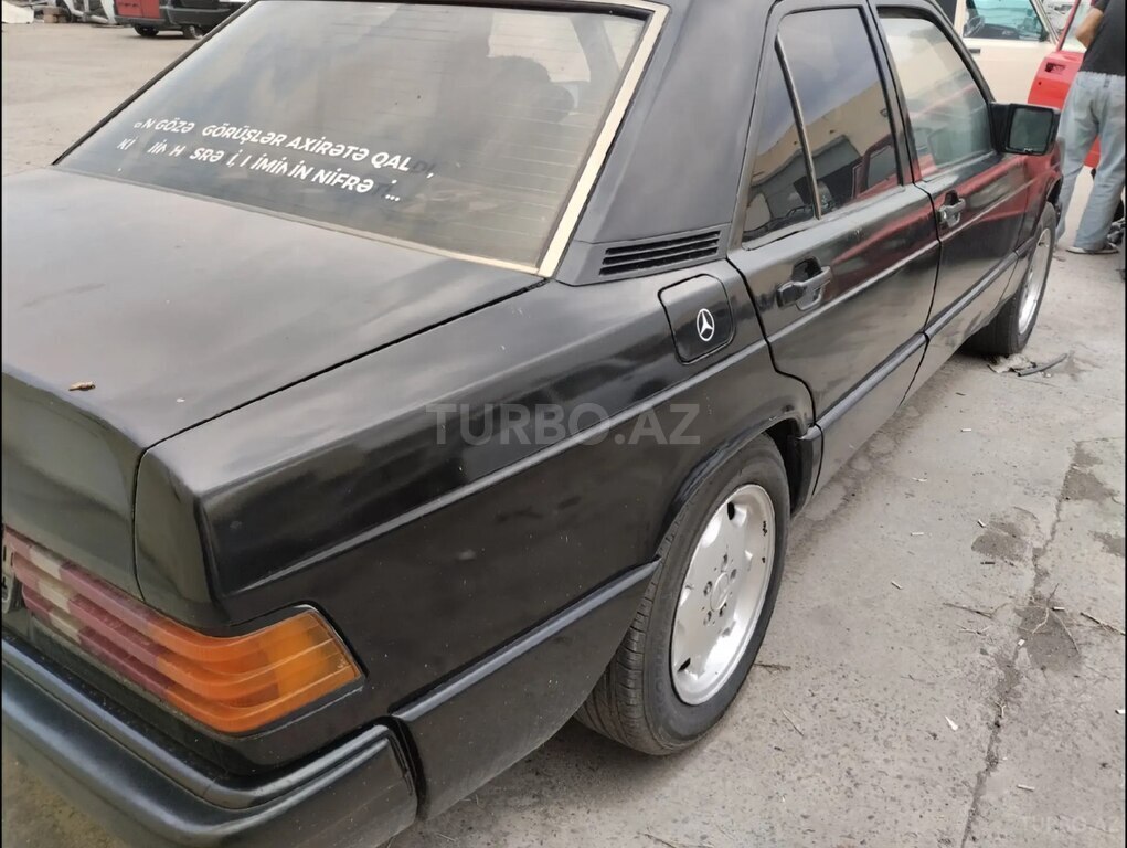 Mercedes 190
