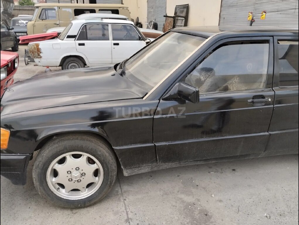 Mercedes 190