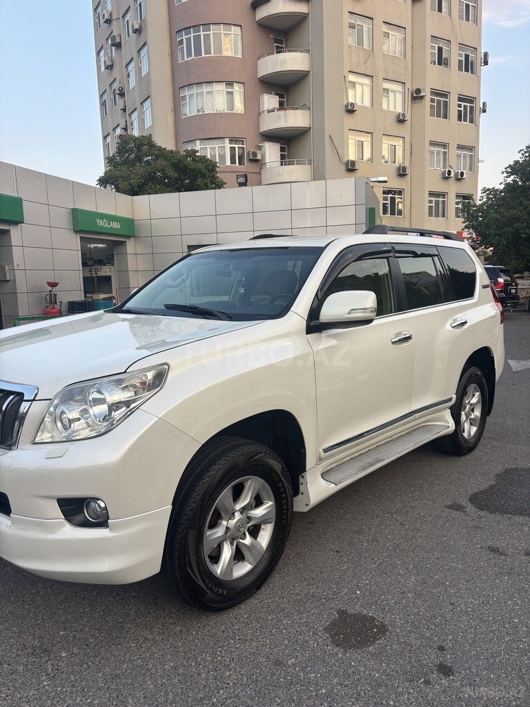Toyota Land Cruiser Prado