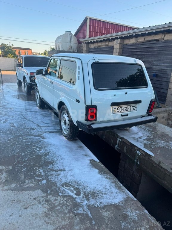LADA (VAZ) Niva