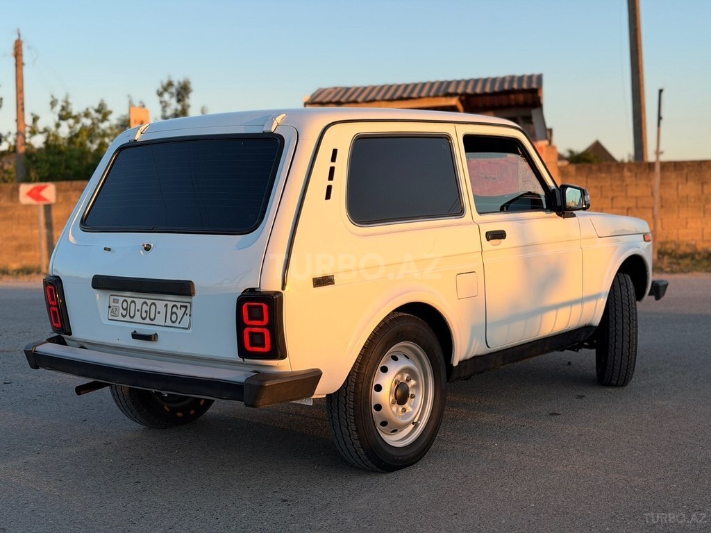 LADA (VAZ) Niva