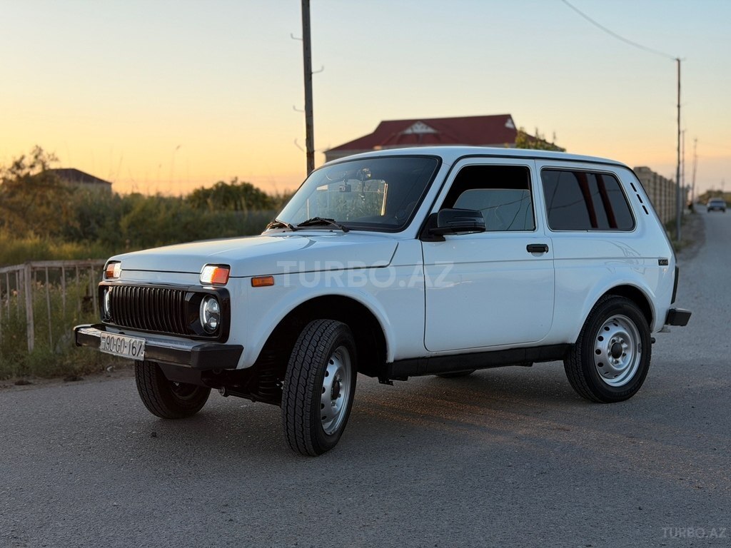 LADA (VAZ) Niva