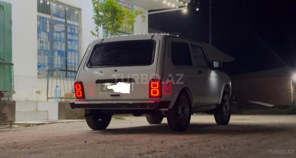 LADA (VAZ) Niva