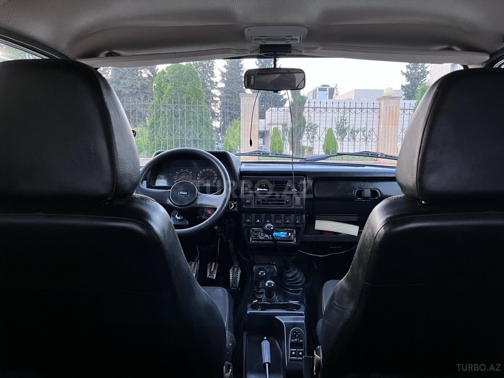 LADA (VAZ) Niva