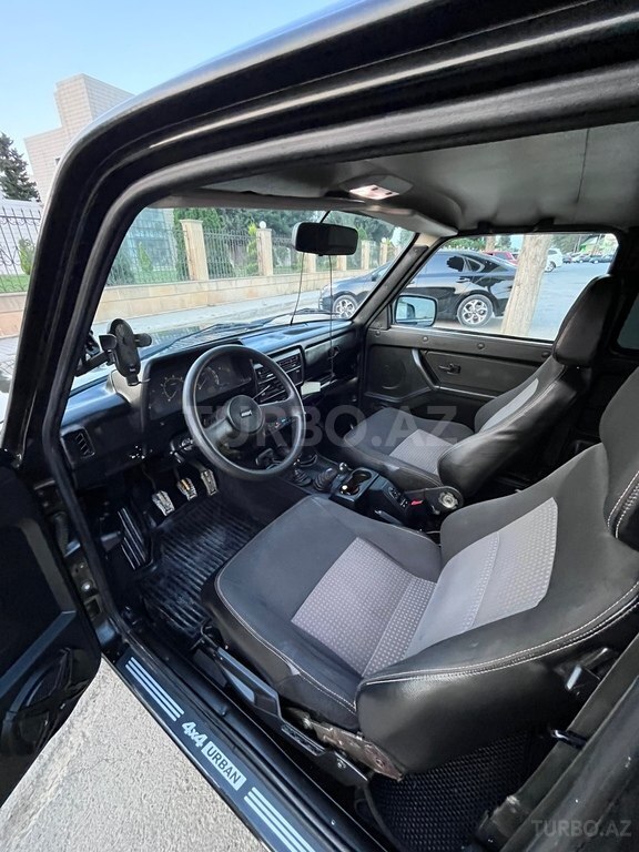 LADA (VAZ) Niva