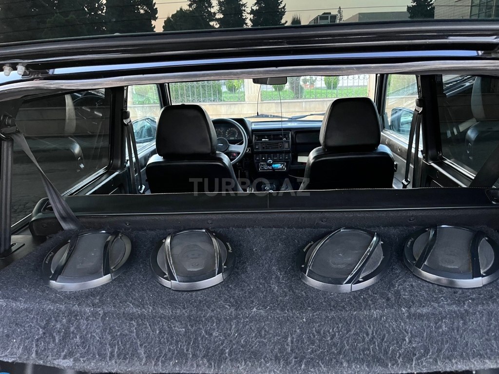 LADA (VAZ) Niva
