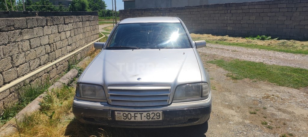 Mercedes C 220