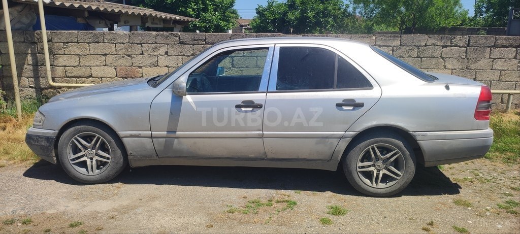 Mercedes C 220