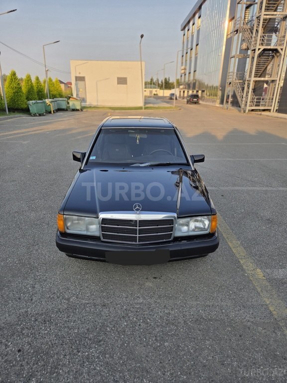 Mercedes 190