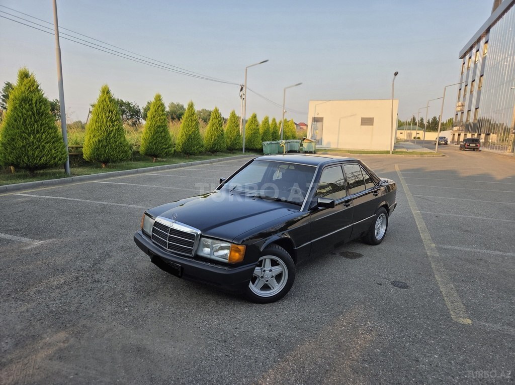 Mercedes 190