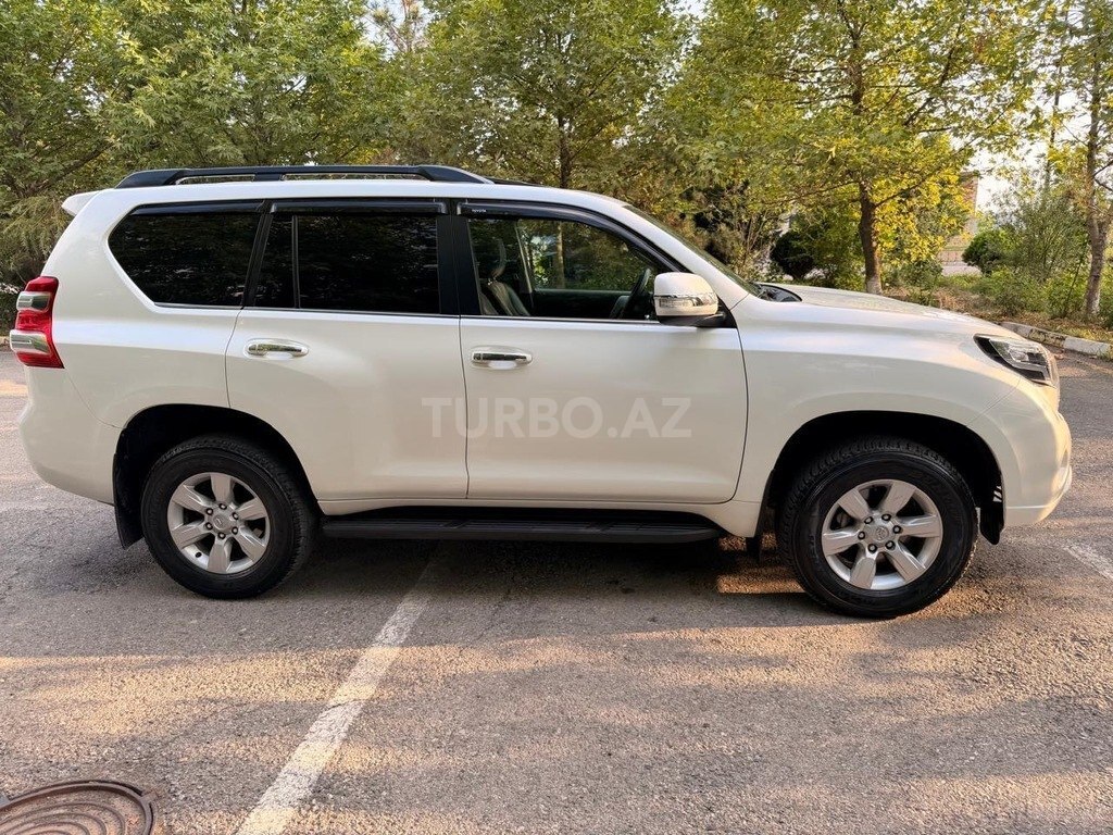 Toyota Land Cruiser Prado
