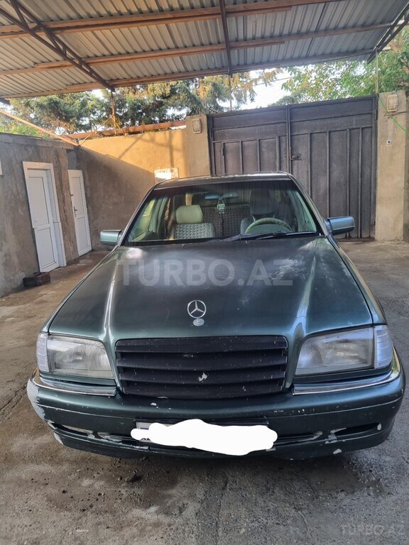Mercedes C 220