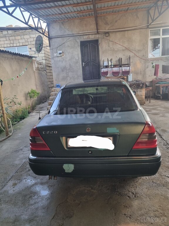 Mercedes C 220