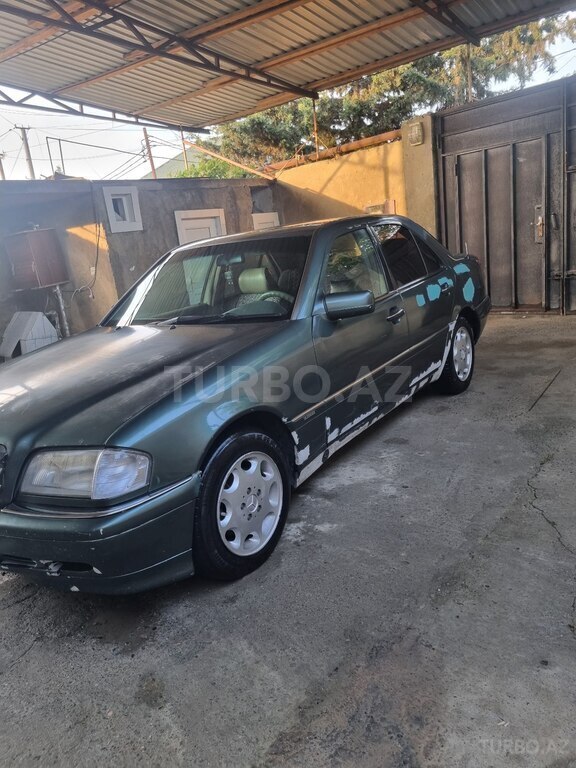 Mercedes C 220