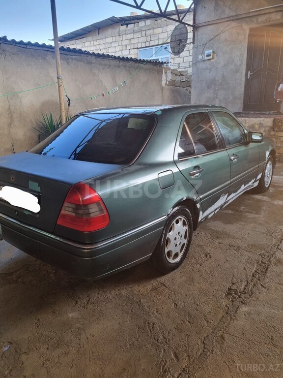 Mercedes C 220