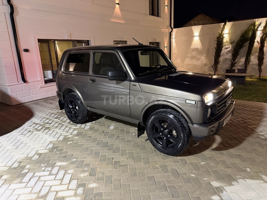 LADA (VAZ) Niva