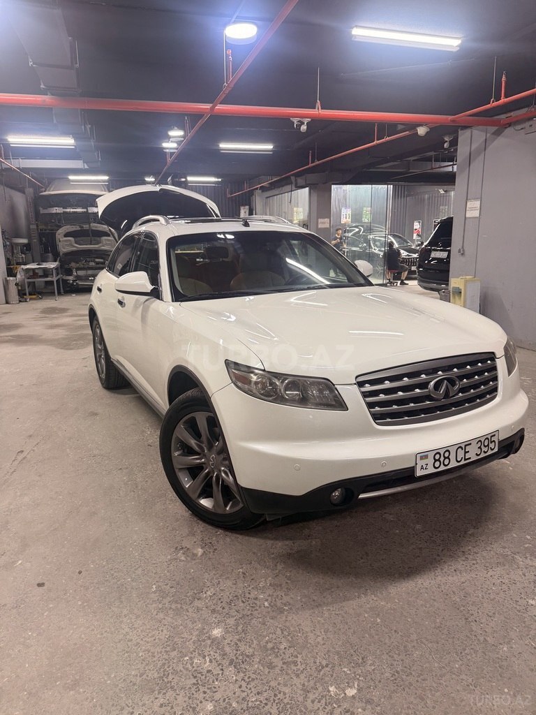 Infiniti FX35