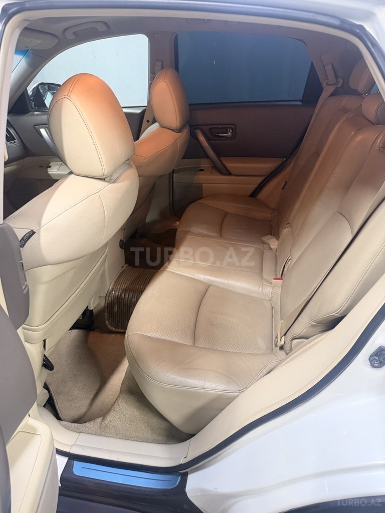 Infiniti FX35
