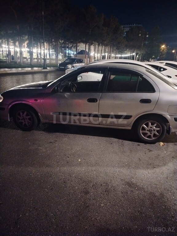 Nissan Sunny