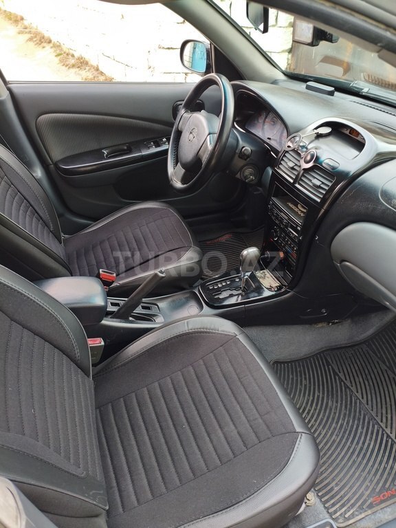 Nissan Sunny
