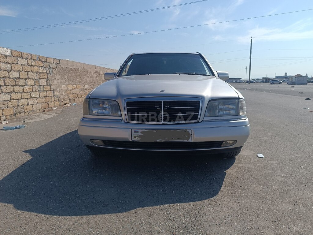 Mercedes C 220