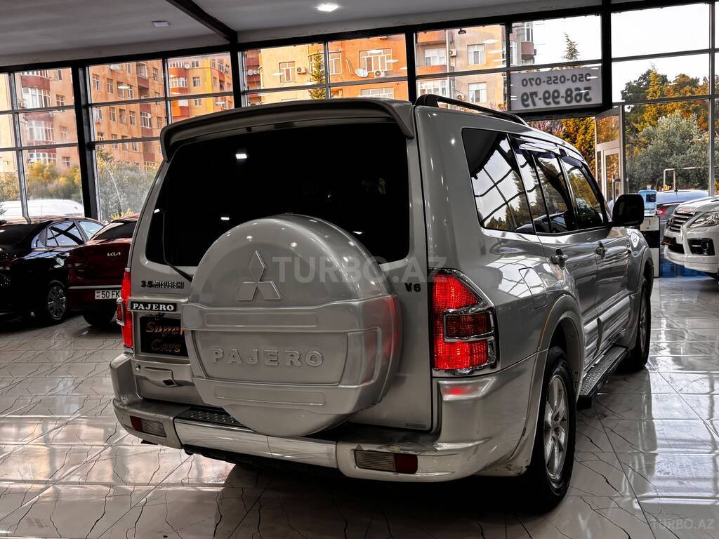 Mitsubishi Pajero