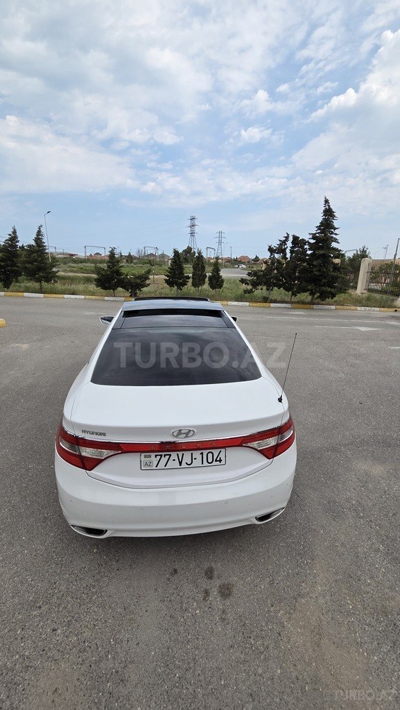 Hyundai Azera