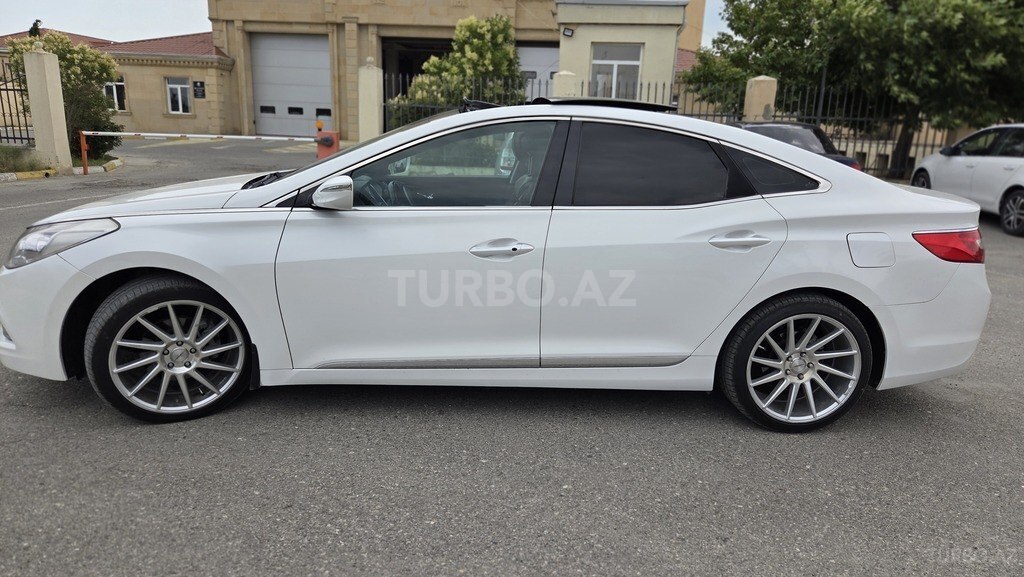 Hyundai Azera