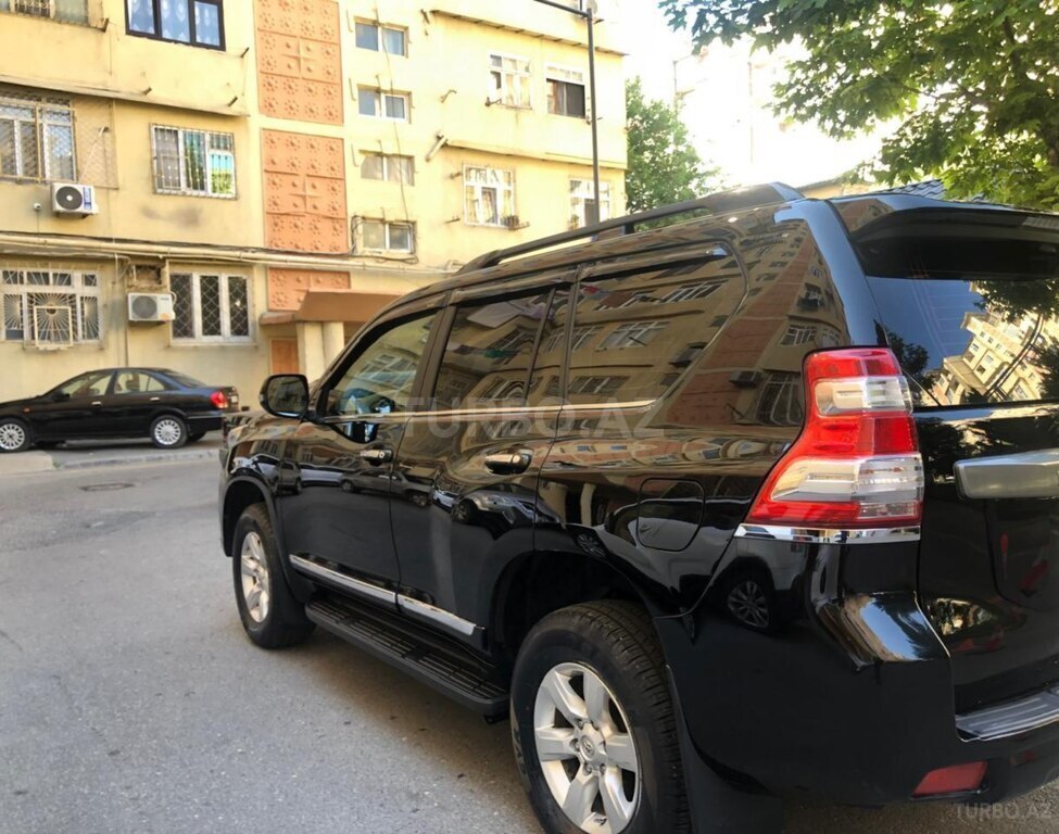 Toyota Land Cruiser Prado