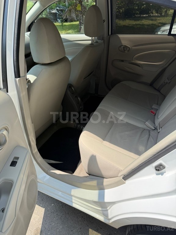 Nissan Sunny