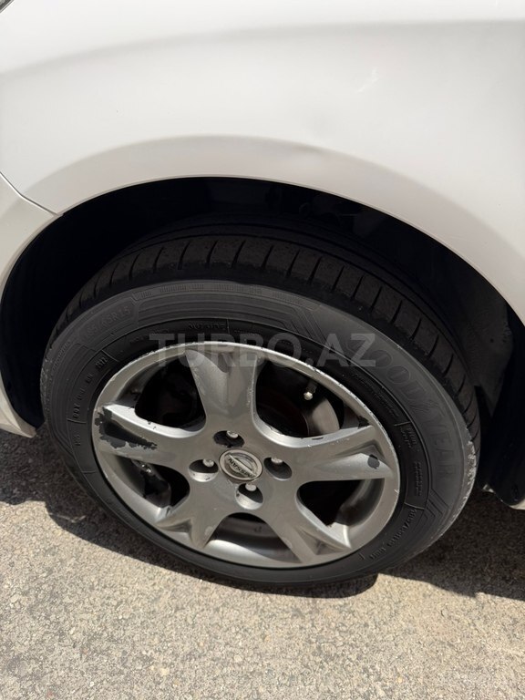 Nissan Sunny
