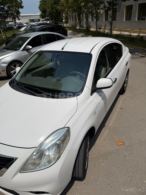 Nissan Sunny